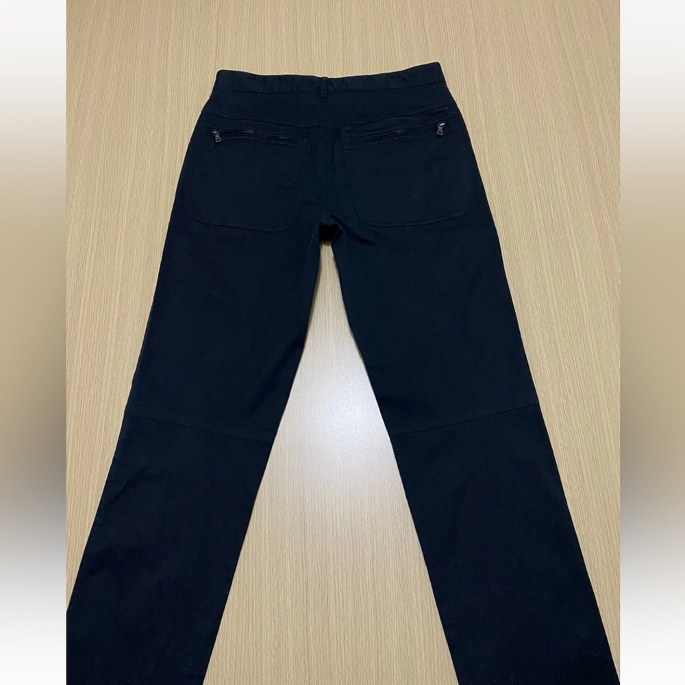 Prada - Picture 12 of 15